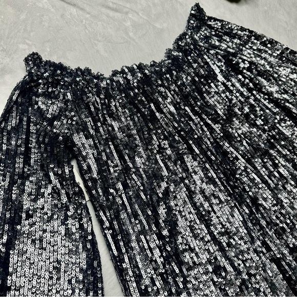 Free People Emilia Sequin Off Shoulder Romper in  Gunmetal Silver NWT Small - Picture 5 of 16